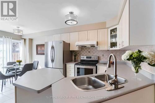 6 - 450 Bristol Road E, Mississauga, ON - Indoor Photo Showing Kitchen With Stainless Steel Kitchen With Double Sink