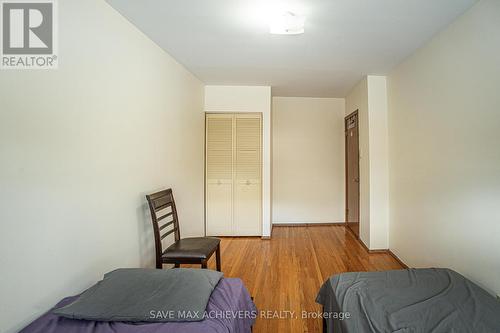 115 Aloma Crescent, Brampton, ON - Indoor Photo Showing Bedroom