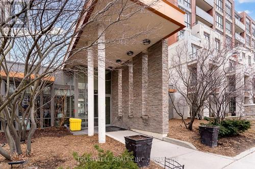 222 - 39 Upper Duke Crescent, Markham, ON - Outdoor