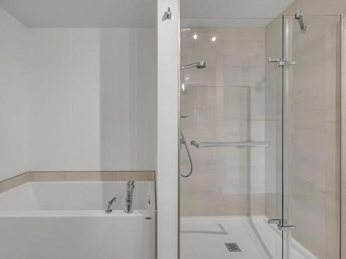 Bathroom - 944-5620 Rue J.-B.-Michaud, Lévis (Desjardins), QC - Indoor Photo Showing Bathroom