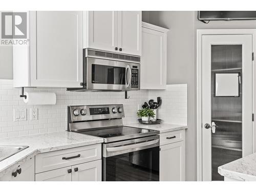 1108 Phoenix Drive, Vernon, BC - Indoor Photo Showing Kitchen With Upgraded Kitchen