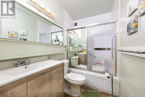 1206 - 725 Don Mills Road, Toronto, ON - Indoor Photo Showing Bathroom
