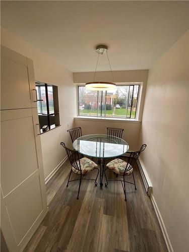 1254 Fennell Avenue E, Hamilton, ON - Indoor Photo Showing Dining Room