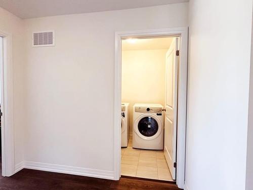 15 Klein Way, Whitby, ON - Indoor Photo Showing Laundry Room