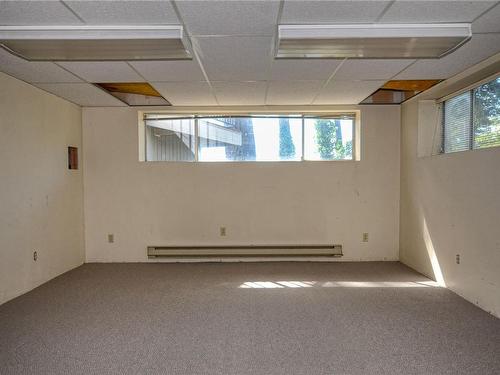 445 Grafton St, Esquimalt, BC - Indoor Photo Showing Other Room