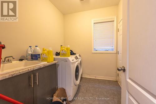 28 Dey Drive W, Collingwood, ON - Indoor Photo Showing Laundry Room