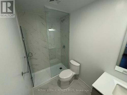 328 - 405 Dundas Street, Oakville, ON - Indoor Photo Showing Bathroom