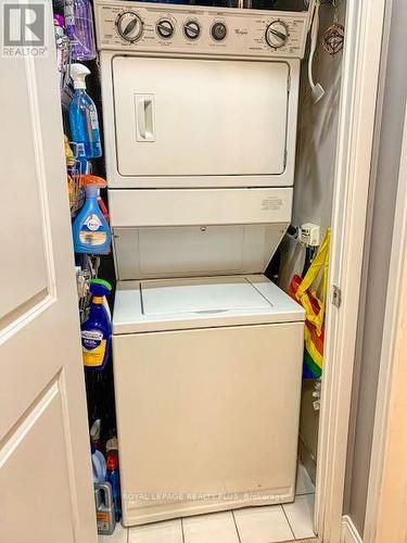 502 - 80 Absolute Avenue, Mississauga, ON - Indoor Photo Showing Laundry Room