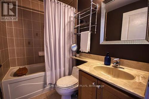 502 - 80 Absolute Avenue, Mississauga, ON - Indoor Photo Showing Bathroom