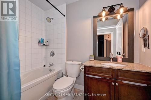 203 - 42 Bridgeport Road E, Waterloo, ON - Indoor Photo Showing Bathroom