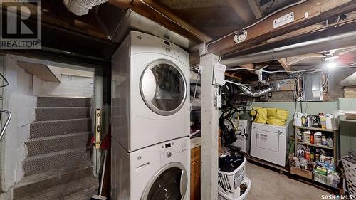 202 L Avenue N, Saskatoon, SK - Indoor Photo Showing Laundry Room