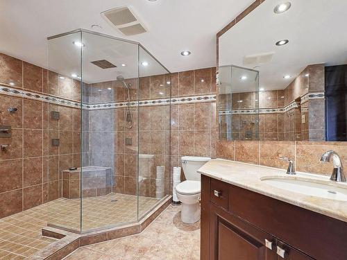Salle de bains attenante Ã  la CCP - 1203B-8255 Boul. St-Laurent, Brossard, QC - Indoor Photo Showing Bathroom