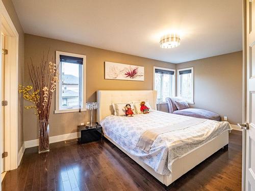 Master bedroom - 2355 Rue Des Saturnies, Saint-Bruno-De-Montarville, QC - Indoor Photo Showing Bedroom