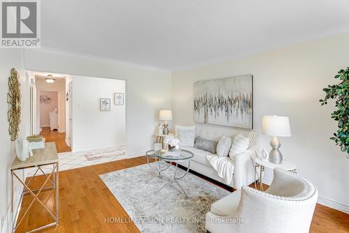 12 Chatsmere Place, Toronto, ON - Indoor Photo Showing Living Room