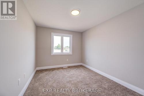 102 Thackeray Way, Minto, ON - Indoor Photo Showing Other Room