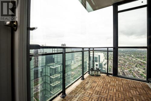 4004 - 4070 Confederation Parkway, Mississauga, ON - Outdoor With View With Exterior