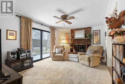 1783 The Loft, Mississauga, ON - Indoor Photo Showing Living Room With Fireplace
