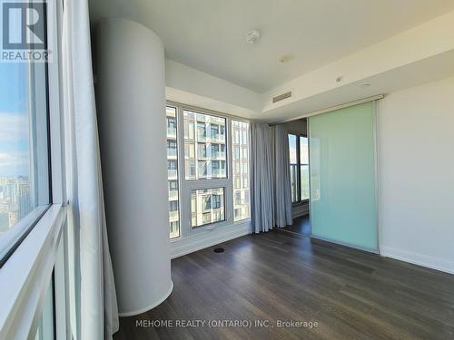 5111 - 181 Dundas Street E, Toronto, ON - Indoor Photo Showing Other Room