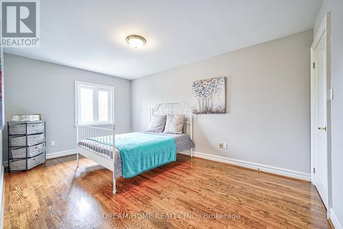 53 Lady Lynn Crescent W, Richmond Hill, ON - Indoor Photo Showing Bedroom