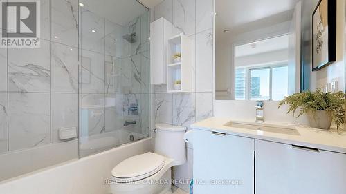2504 - 195 Redpath Avenue, Toronto, ON - Indoor Photo Showing Bathroom