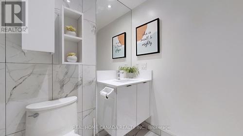 2504 - 195 Redpath Avenue, Toronto C10, ON - Indoor Photo Showing Bathroom