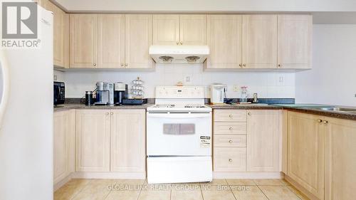 500 Bur Oak Avenue, Markham, ON - Indoor Photo Showing Kitchen