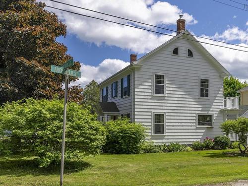 23 Broad Street, Lunenburg, NS 