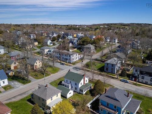 23 Broad Street, Lunenburg, NS 