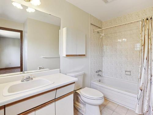 Salle de bains attenante Ã  la CCP - 38 Rue Grace-Shantz, Kirkland, QC - Indoor Photo Showing Bathroom