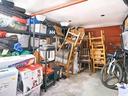 Garage - 