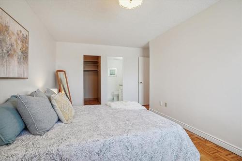 301 Frances Avenue|Unit #303, Stoney Creek, ON - Indoor Photo Showing Bedroom