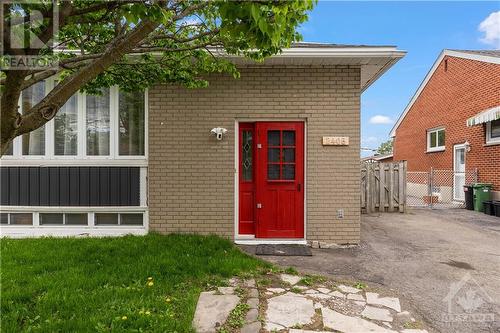 Welcoming front door.  Shared driveway and room for 2 vehicles.. maybe 3 depending on the size of the car. - 2403 Iris Street, Ottawa, ON - Outdoor With Exterior