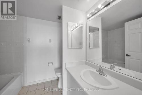 913 - 4727 Sheppard Avenue E, Toronto, ON - Indoor Photo Showing Bathroom