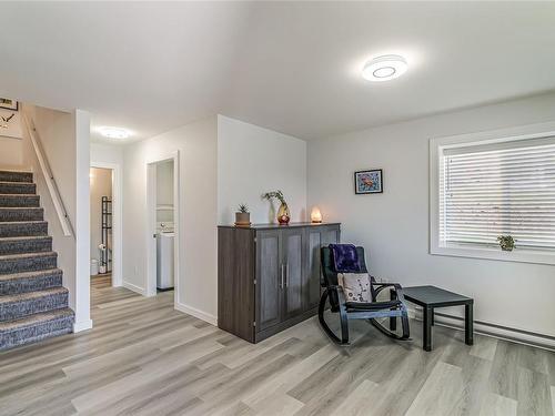 275 Castley Hts, Lake Cowichan, BC - Indoor Photo Showing Other Room