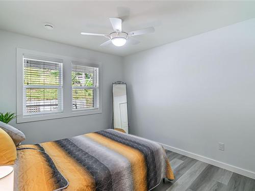 275 Castley Hts, Lake Cowichan, BC - Indoor Photo Showing Bedroom