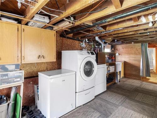 216 Wildwood Ave, Victoria, BC - Indoor Photo Showing Laundry Room