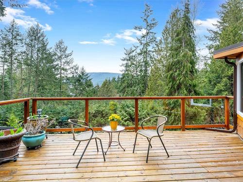 611 Maple Mountain Rd, Duncan, BC - Outdoor With Deck Patio Veranda