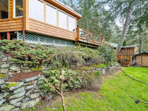 611 Maple Mountain Rd, Duncan, BC - Outdoor With Deck Patio Veranda