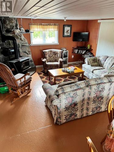 142639 Trailing Arm Road, Mount Moriah, NL - Indoor Photo Showing Living Room