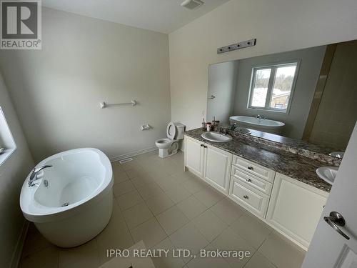 4 Priory Drive, Whitby, ON - Indoor Photo Showing Bathroom