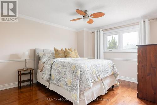 3923 Rushton Crescent, Mississauga, ON - Indoor Photo Showing Bedroom