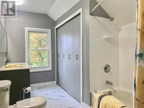 519 Scott Street, South Bruce Peninsula, ON - Indoor Photo Showing Bathroom