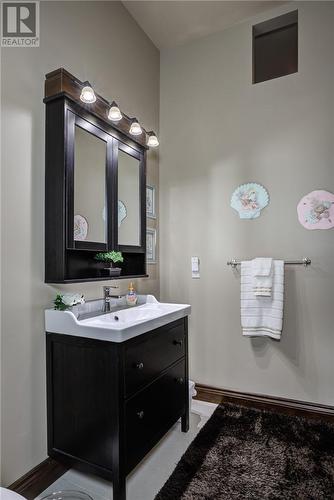 3891 Hydro Road, Hanmer, ON - Indoor Photo Showing Bathroom