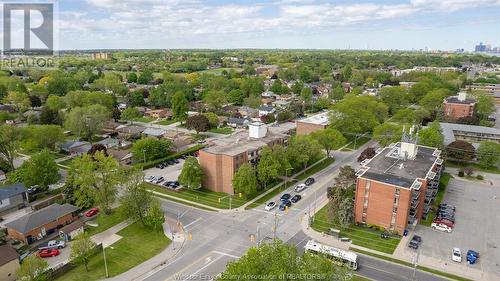 9155 Wyandotte Street East, Windsor, ON - Outdoor With View