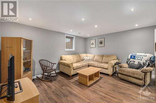 357 Huron Avenue S, Ottawa, ON - Indoor Photo Showing Other Room