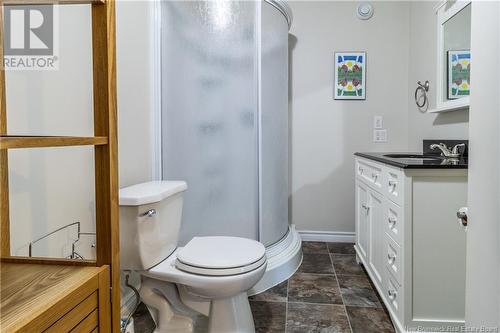 20 Salmon Hill Road, Carlow, NB - Indoor Photo Showing Bathroom