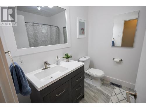 4919 Straume Avenue, Terrace, BC - Indoor Photo Showing Bathroom