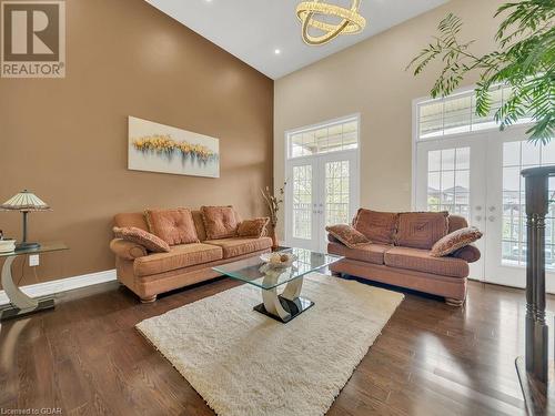 897 Whaley Way, Milton, ON - Indoor Photo Showing Living Room