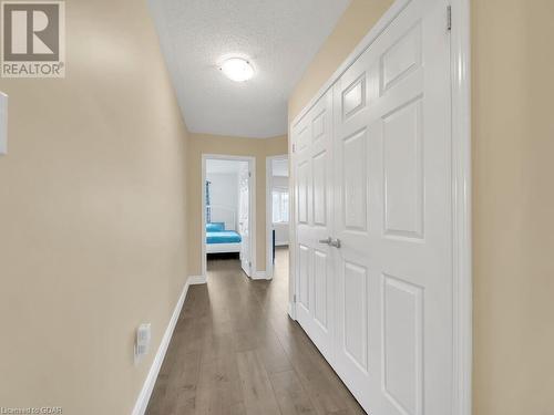 897 Whaley Way, Milton, ON - Indoor Photo Showing Other Room