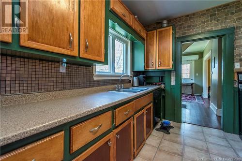 34 Langstroth Terrace, Hampton, NB - Indoor Photo Showing Kitchen With Double Sink